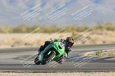 media/Dec-07-2025-CVMA (Sun) [[3e7d2de5dc]]/Race 16-Formula Middleweight/